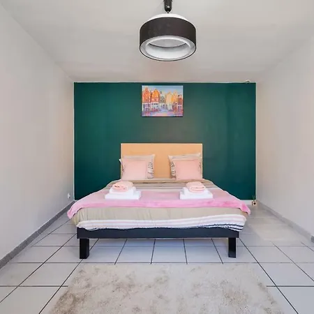 T2 Avec Jacuzzi Option - 5 Min Rer D - Proche Paris & Orly דירה